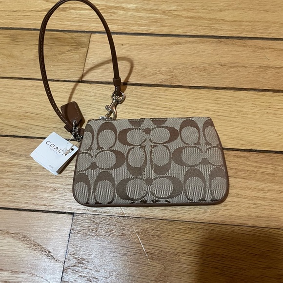 COACH Brown/Tan Logo Purse NWT - Picture 2 of 4